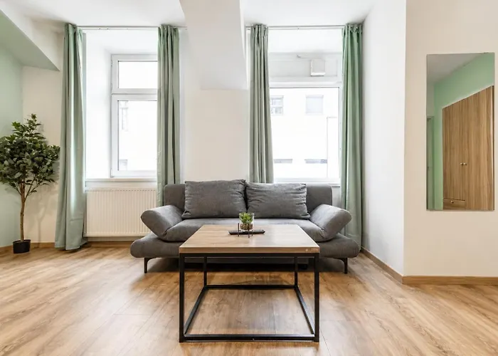 Near Westbahnhof 2 Cozy Studios, Barrier-free דירה